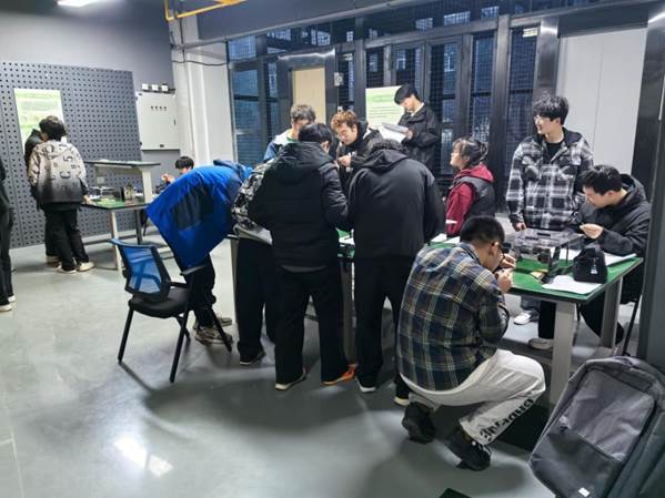 0aec74878bff83abd49387afcec47cc